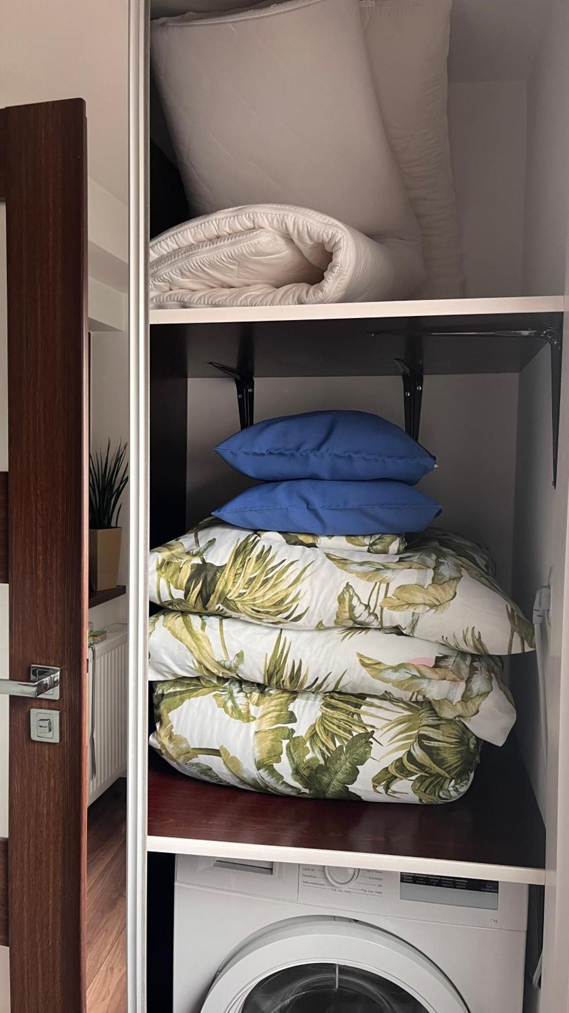 Apartament Crooked Stairs Zielona Gora  Bagian luar foto