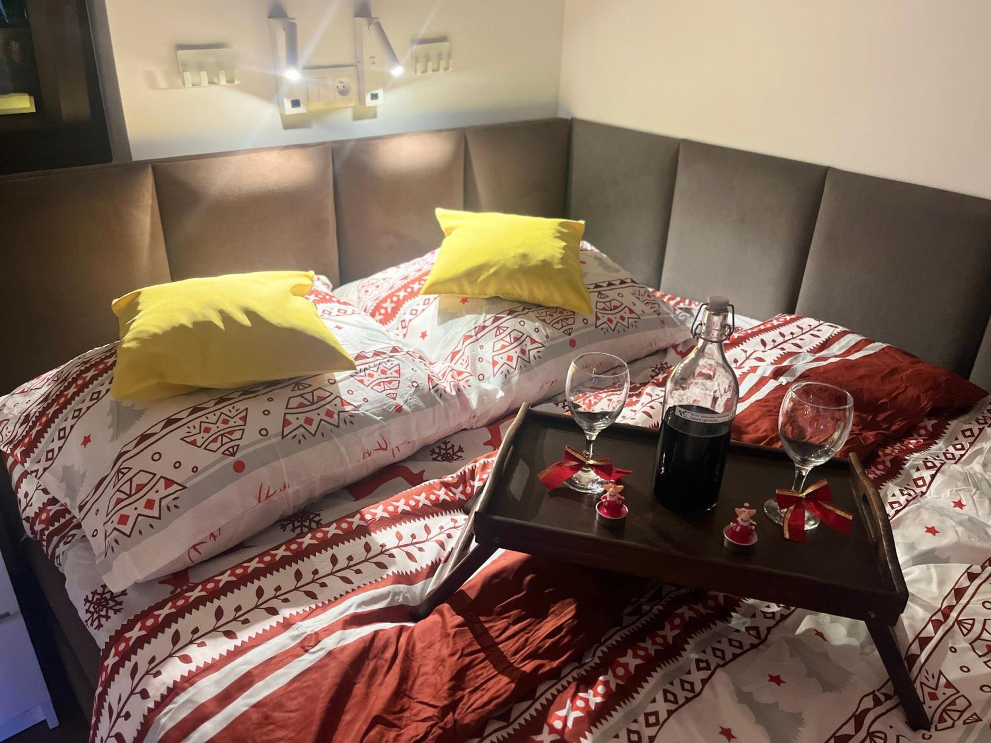 Apartament Crooked Stairs Zielona Gora  Bagian luar foto