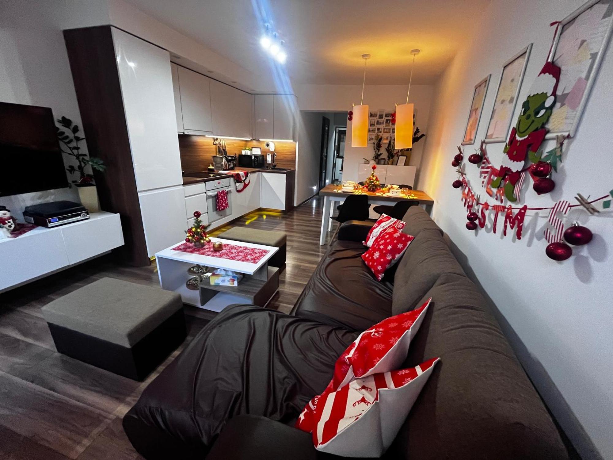 Apartament Crooked Stairs Zielona Gora  Bagian luar foto